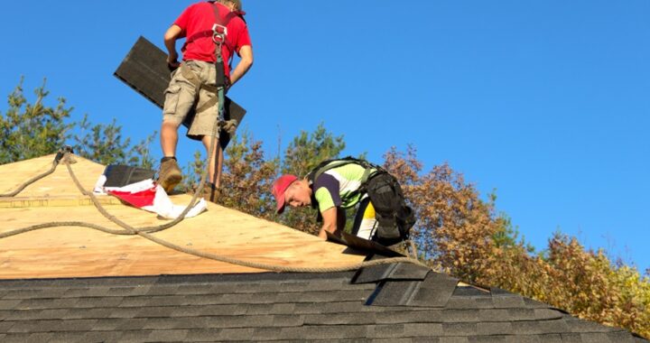 Roofers Ensure Safety